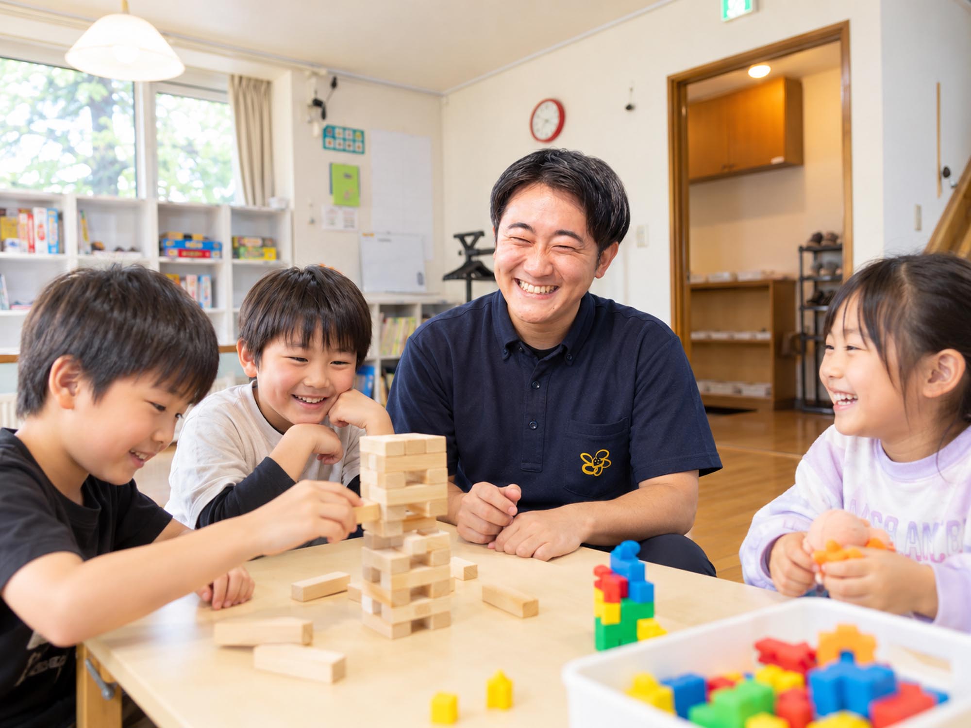 はなまる北ポロで放課後の時間を過ごす子どもたちとスタッフ